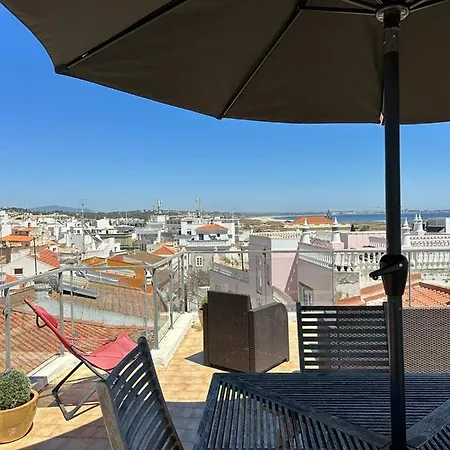 Apartment Townhouse W Beautiful Terrace - 360 Degrees Views! *